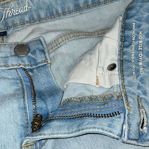 Universal Thread Boyfriend Distressed Jeans - Picture 10 of 12